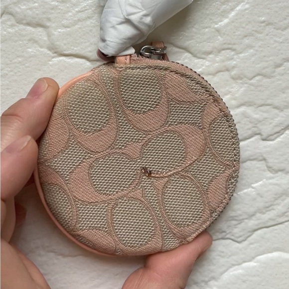 Coach coin purse - Picture 8 of 9